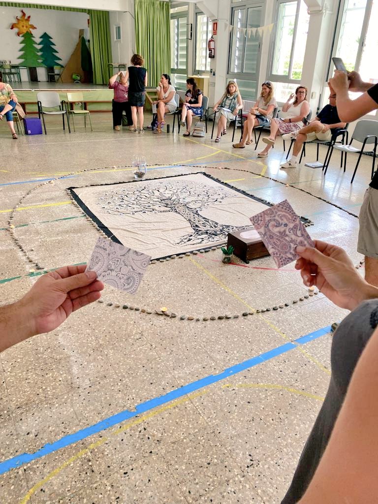 Núria Sabaté tweet media