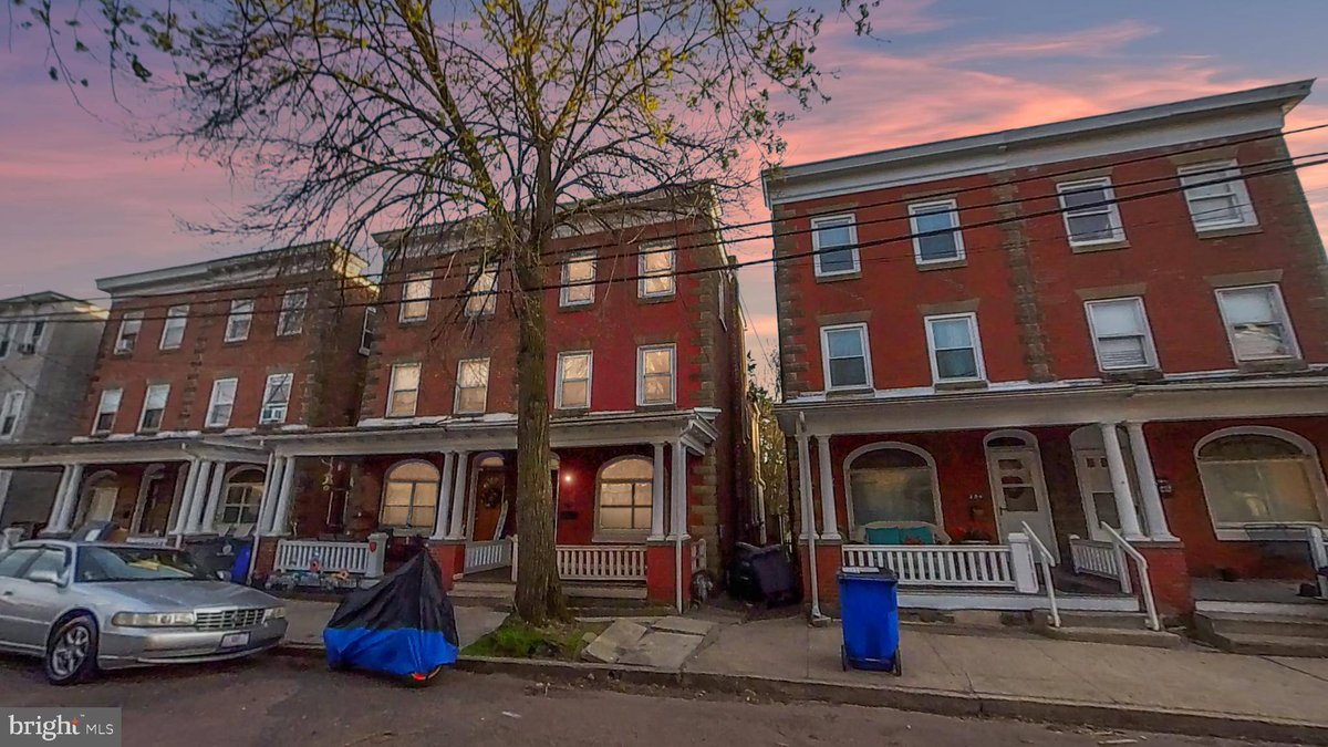 HarnerGroup's tweet image. 236 OAK ST, Pottstown, PA 19464 is SOLD for top dollar.
See this listing and more on my website: jamesharnergrouprealty.com/d8r15vyl