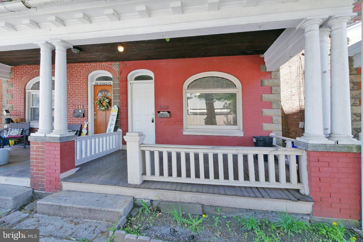 HarnerGroup's tweet image. 236 OAK ST, Pottstown, PA 19464 is SOLD for top dollar.
See this listing and more on my website: jamesharnergrouprealty.com/d8r15vyl