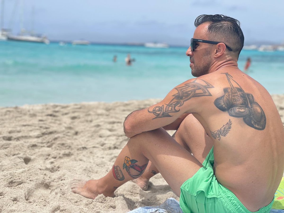 jorge_h_d_'s tweet image. 🏝 ☀️ 😎 #formentera #ibiza #sesilletes #goodmoments #ﬁtness