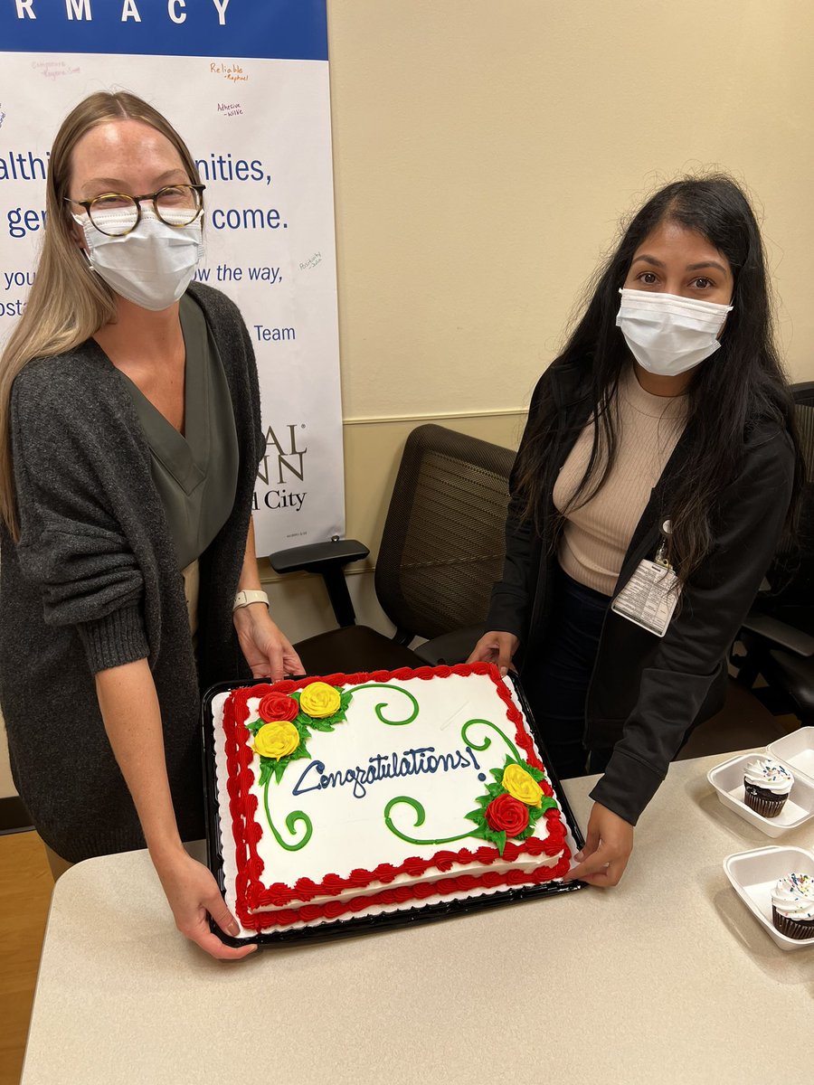 MHMemCityRx's tweet photo. Last day vibes for our PGY1 Pharmacy Residents, @RamyaPharmD and @Valdemuerta! Today, they recognized the pharmacy technician of the year, #TwitterlessMarv, pharmacist of the year, #TwitterlessAmy, and preceptor of the year, @tom_phulary. Congrats to all! 🥳 #everyevery https://t.co/FtR0UsTIcq