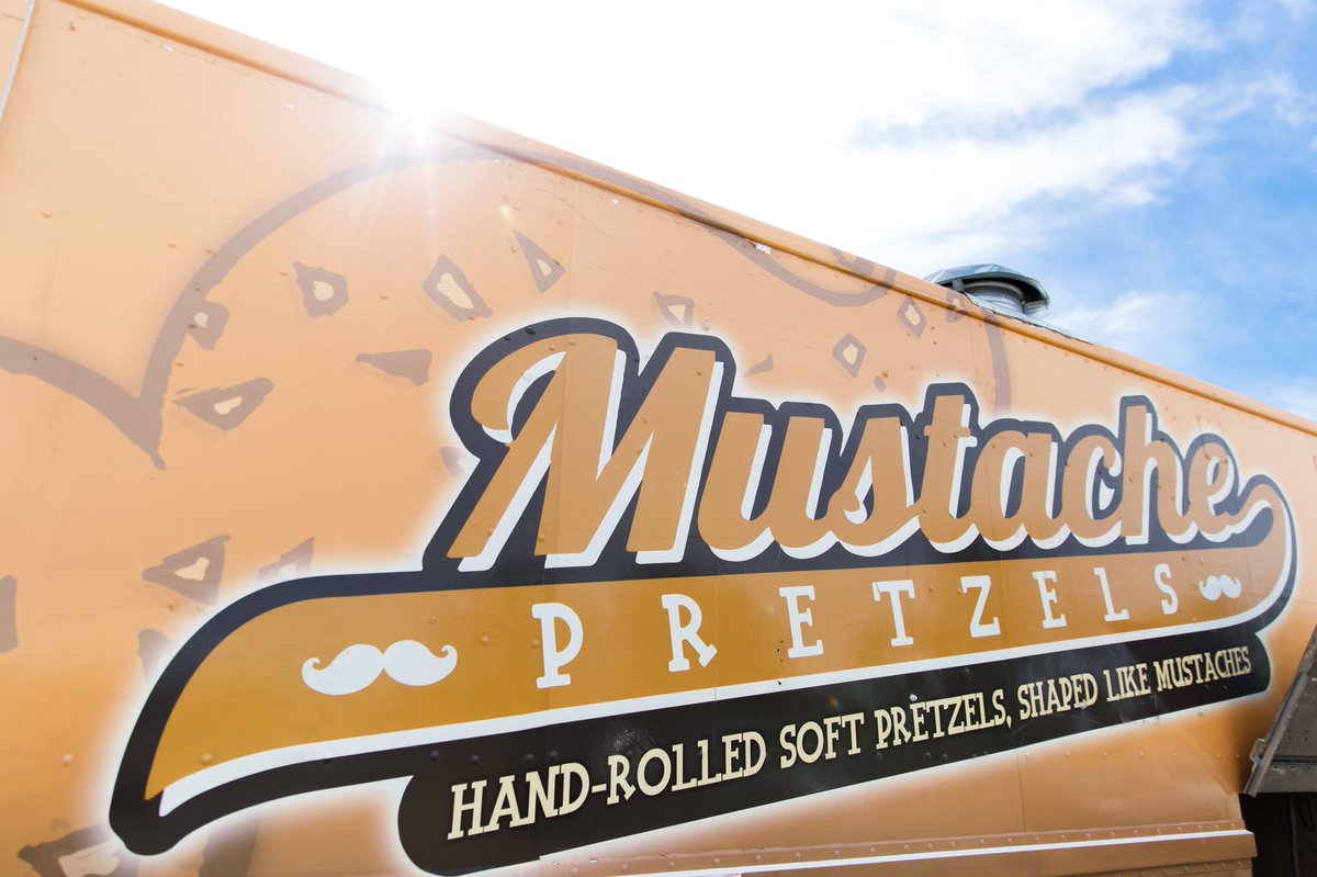 We’re gearing up for 3 events this 4th of July weekend!

Catch us here…
•FRIDAY—Fountain Park in Fountain Hills 7-9:30pm
•SATURDAY—Phoenix Rising FC 6-9:30pm
•MONDAY—Eastmark Concert Series at Great Park 6-9:30pm 

#phoenixaz #phxrisingfc #4thofjuly