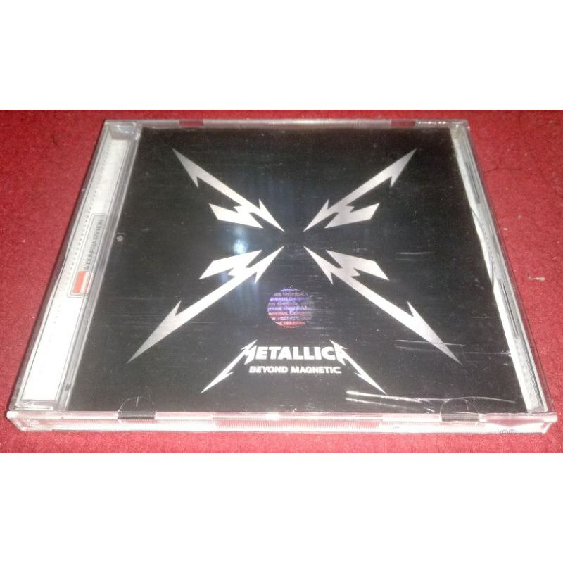 M E V E R I C K tweet media