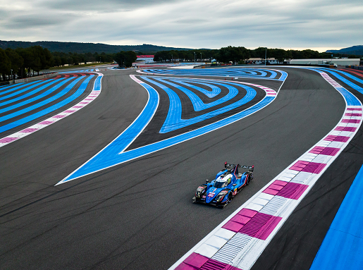 andrenegrao17's tweet photo. O circuito de Le Mans tem as mais célebres passagens que são as curvas de Tertre Rouge, Mulsanne, Arnage, Casa Branca (Maison Blanche) e, principalmente, a reta de Hunaudières: extensão de 5 km onde os carros mantém uma velocidade de mais de 400 km/h durante um minuto. https://t.co/zfwjVtxZG8