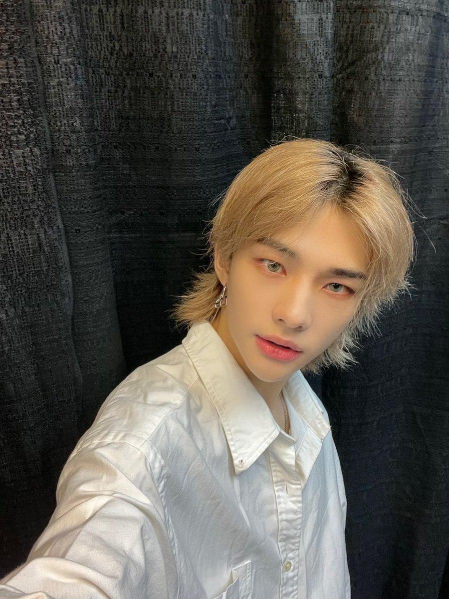 yjiology's tweet photo. HAPPY HYUNJULY 🍀❣
#STAYsSpringHasCome https://t.co/zWcteaL2Yx