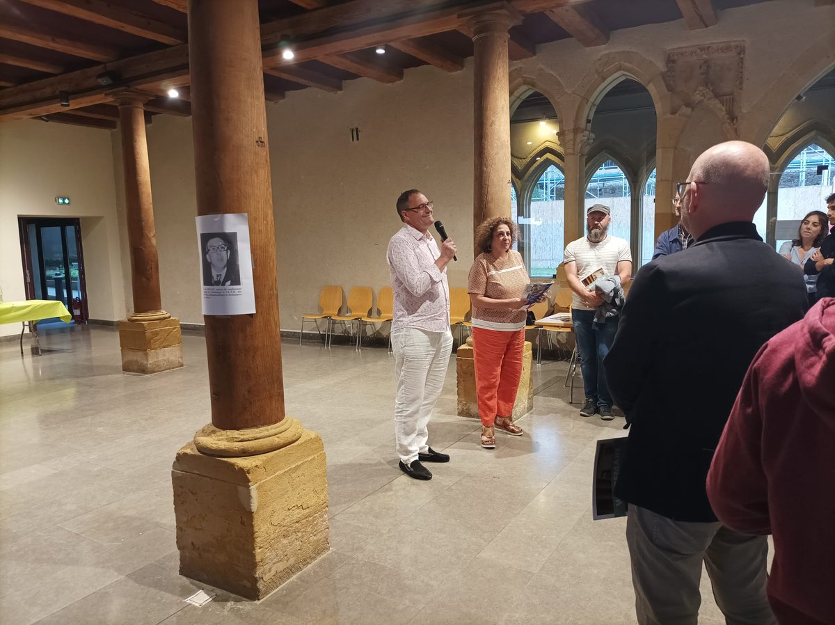 labo_liec's tweet photo. Après un petit mot du chef projet des Récollets et de Paule Vasseur, professeure émérite en écotoxicologie qui y a longtemps travaillé, on clôture cette 1ère journée du colloque #SEFAMetz22 par un apéritif offert par @MairiedeMetz au cloître des Récollets 🤗🥂 https://t.co/RdkTBFIqiG