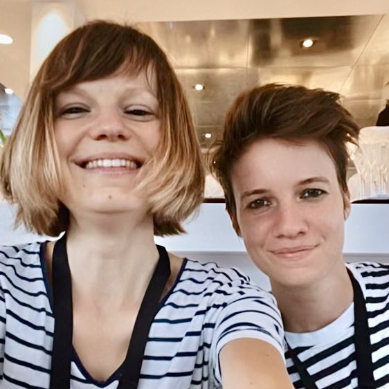 hlnschwarz's tweet photo. Une visite insolite du bâtiment du @PortStrasbourg + suivie d’une soirée au service impeccable à bord du bateau « La Fayette » de @CroisiEurope pour la 29e édition du #Twapero_SXB ! 🤩✨
Hyper heureuse de partager ces moments avec @paulinesawyer19 🥳
•
Grand merci à @SxbGG ✌️ https://t.co/fgxnDzFQQP