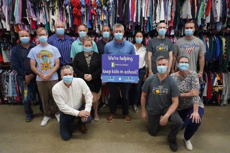 DAMills9's tweet photo. Spent a day last week at Cattie’s Closet in Hyde Park, a nonprofit that provides a “closet” of new and lightly used clothing to schools, from which school children can choose clothes that will help to make them feel happy and fit in. They have closets in 100 MA and NH schools. https://t.co/hruK2OYezW