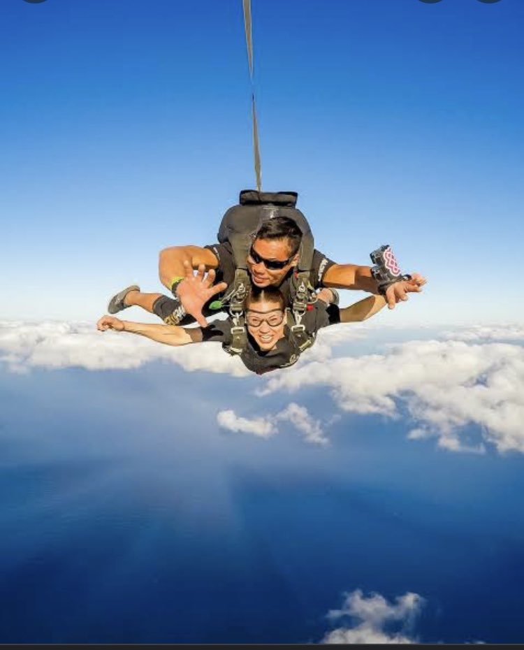 IterSensibus's tweet photo. A que no #sabias que esto lo puedes hacer en #PlayaDelCarmen ? I bet you didn’t know you could #skydive in Playa del Carmen! #tandem #different #Adrenaline #iamitersensibus #uncommon #LifesTooShort https://t.co/7EdnJI87I5