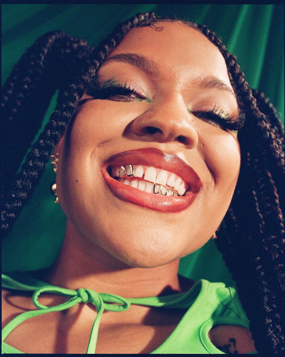 bullyglobal's tweet photo. A BULLY ONLINE EXCLUSIVE SHAPESHYFTER: IN CONVERSATION WITH MYST MILANO
featuring multidisciplinary artist & Torontoโs treasure @mystmilano spoke with us about what drives their creative interests, the sacredness of ballroom and how that informs their music. โค๏ธ๐๐ค๐พ
#BULLYDEM https://t.co/T2Kl9NtUsz