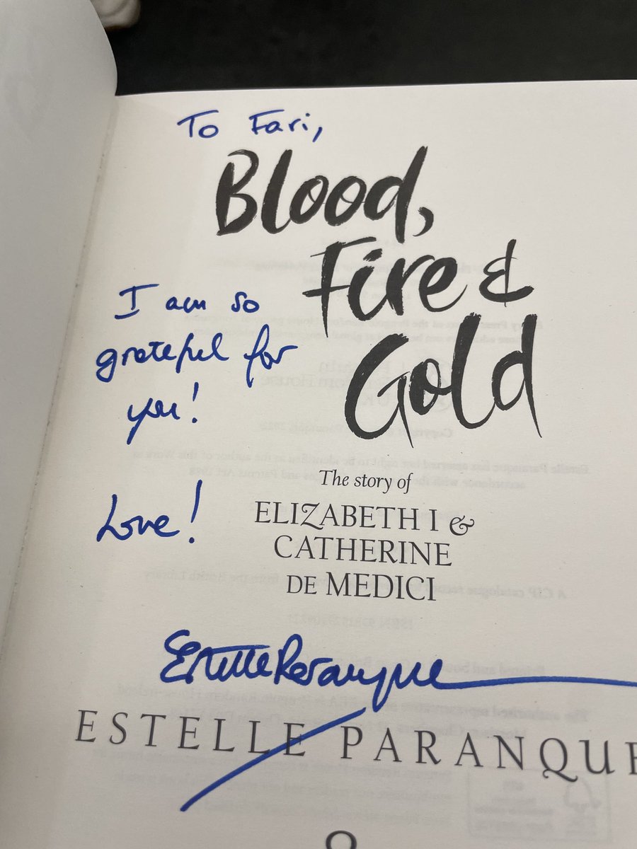 ShahzadyLaw's tweet image. The most amazing evening with my 2  favourite historians, ⁦@DrEstellePrnq⁩ and ⁦@DrLindseyFitz⁩ on the launch of #BloodFire&amp;amp;Gold. But which is which, bagsy being gold!!! 🏆🌸