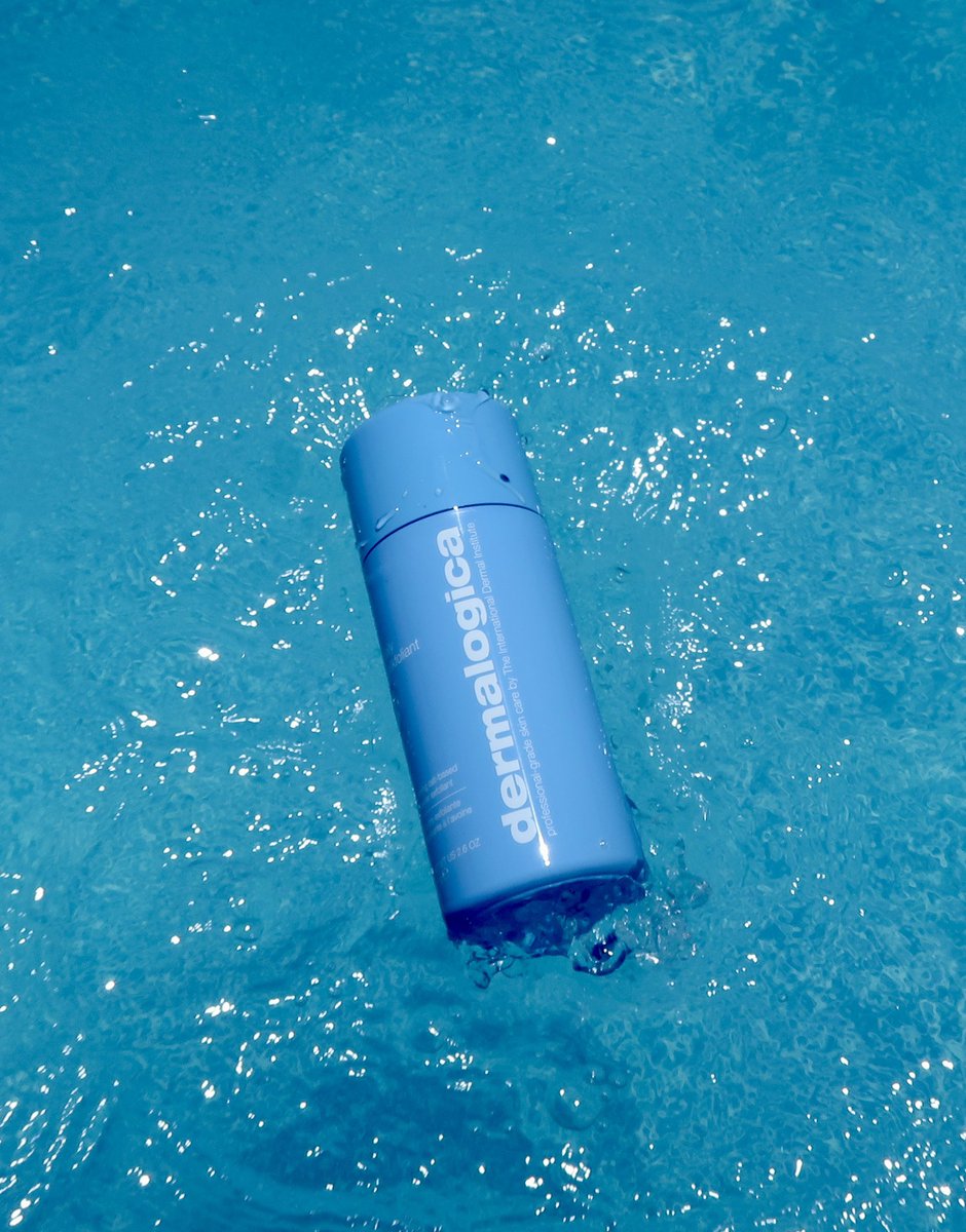 RoseDiaz3347's tweet photo. I have been so busy! I’m in the process of moving but!!!! BUT!!! I took a few minutes to do some product photography 📸 💋 @dermalogica
My favorite one is the 1st one 🙃 & yours ?
✨ gifted by #Dermalogica #octoly #UGCNET #contentcreation #productphotography https://t.co/uIjLHAOZyr