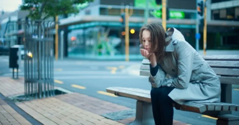 FYSBgov's tweet photo. Young people, especially those with risk factors, are vulnerable to human trafficking and are often preyed on by traffickers &amp; lured with false promises of love, money, or simply a better life. Learn more from @youthdotgov: https://t.co/cocK4ypspQ https://t.co/JhFxGvZU0H
