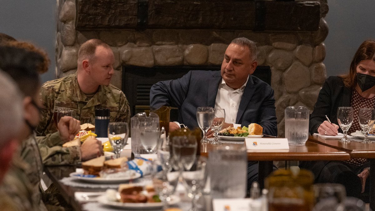 nellisafb's tweet photo. #NellisAFB hosted the Honorable @DoD_USD_PR, the Under Secretary of Defense for Personnel &amp; Readiness, &amp; the Honorable (@ShawnGSkelly) Assistant Secretary of Defense for Readiness on a recent visit to meet the team &amp; see how  @ACC and the #USAFWC operates for future #warfighter https://t.co/HfUpQXi2rm