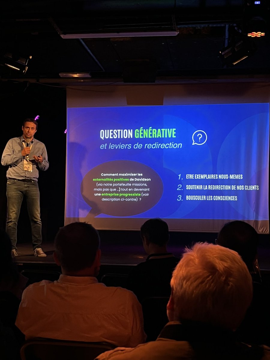 Rebecca Gil tweet media