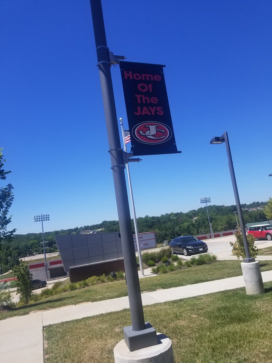 MrsTDade's tweet photo. Today was the last day as an official Jay Bird, however once a Jay always a Jay. I will miss the students and staff. You taught me so much in a short amount of time. Forever grateful for the opportunity. https://t.co/cEQgDMQtic