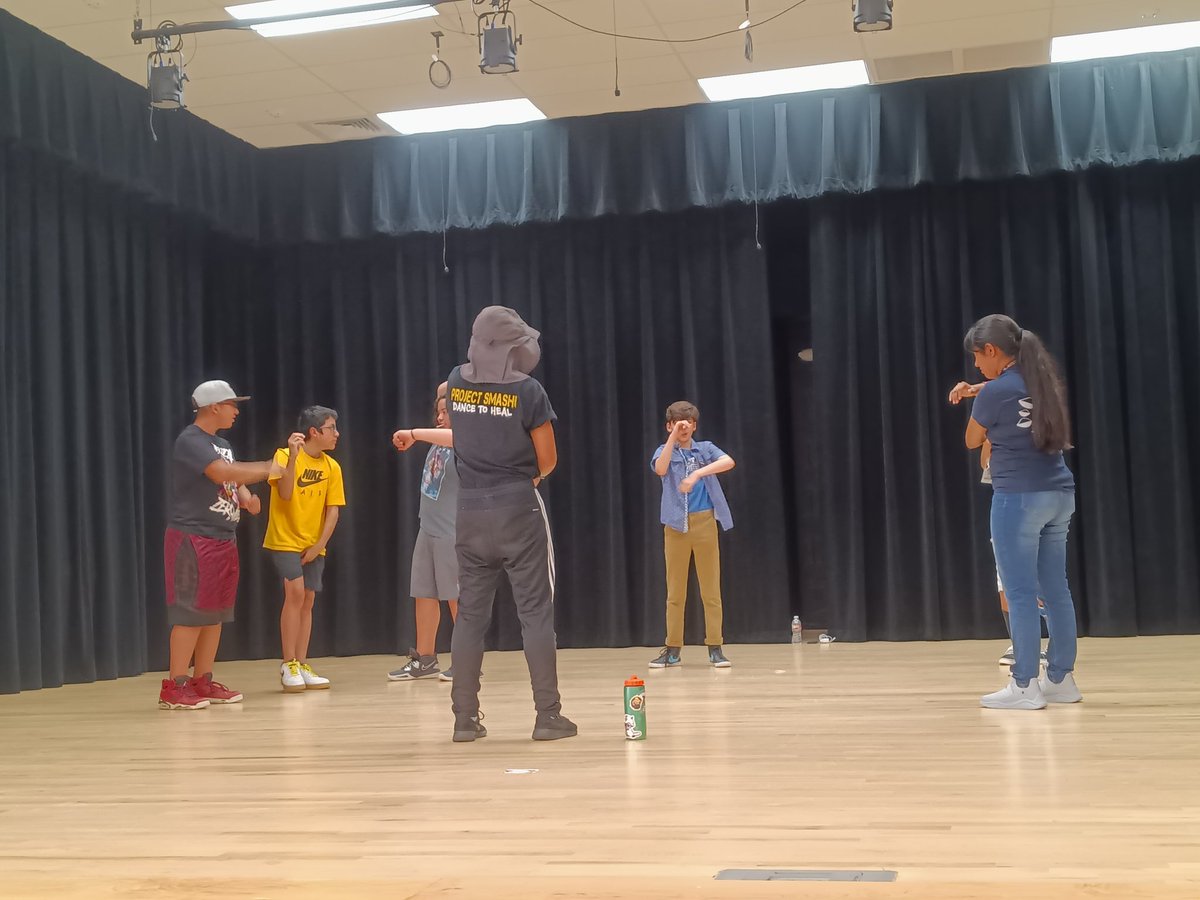 LT_MinervaH's tweet photo. Thanks to Project Smash Dance to Heal for coming out for SEL and for teaching us some dance moves. ACE Club LT is engaged and connected. @NISDLearningTre @NISDJones @NISD_Rayburn @EarlRudderMS #ACESummerCampLT @LT_StephanieS https://t.co/f5XD3L8S1c
