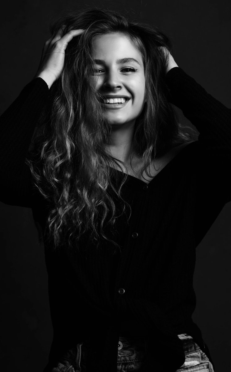 FrankMGriseta's tweet photo. Some recent #portraits . Shot with my @CanonUSA #r6 and my #85mm #stm2.0 #art #portraitphotography #photography #beautiful https://t.co/dmYn2wCUlr