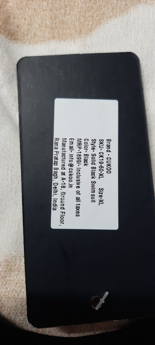 oberoi_garima's tweet photo. @AJIOLife Product No.1 
Wrong product delivered. https://t.co/sW8PitWl6g