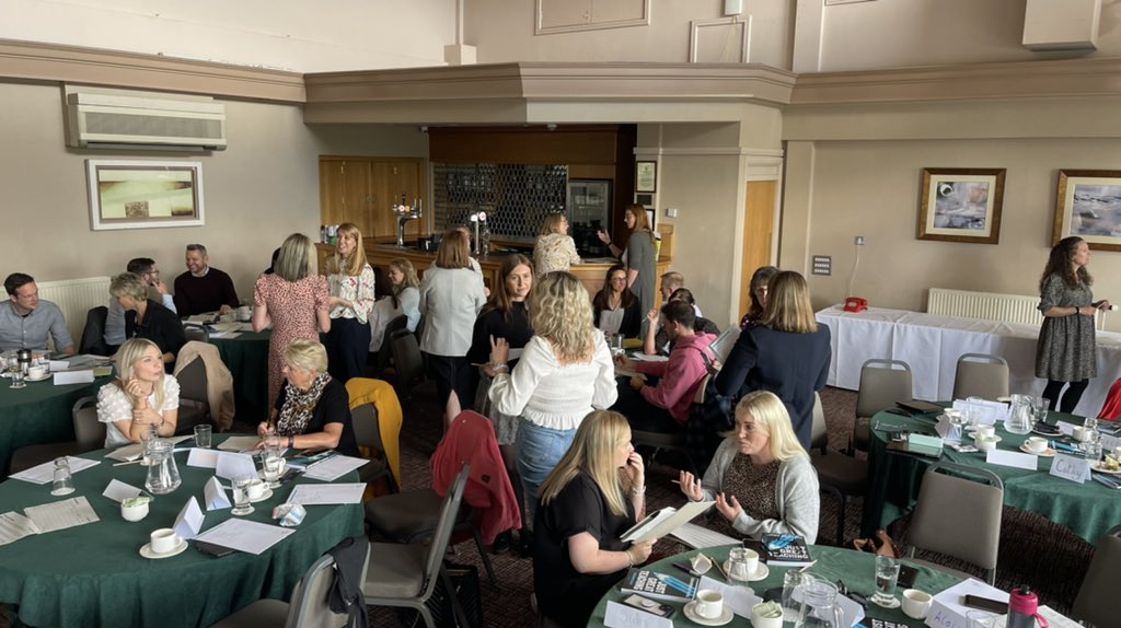 TeacherToolkit's tweet photo. Another #AutonomyRocket π delivered to school leaders working across Trafford Council.
How do you balance accountability and grow teacher autonomy?
Where to start?β
Culture π« first, cake π last.
#JustGreatTeaching π¬π§ #TTKitCPD https://t.co/G5GEknorUW