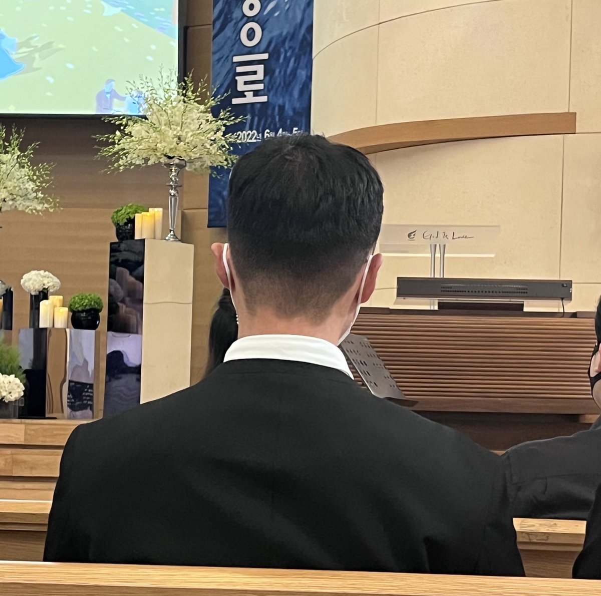 달려가서 업히고싶음ㅋㅋ