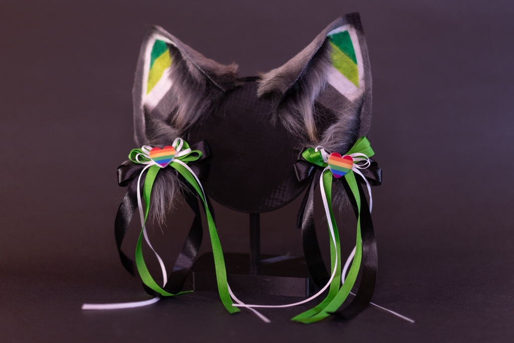 cosgearofficial's tweet photo. Only a few days left to enter our Pride Giveaway to win one of 11 ear covers AND a set of cosears, enter in our bio! It might be the last day of June, but we continue to have pride all year!

#cosgear #pridemonth #cosears https://t.co/pl0RouKViK