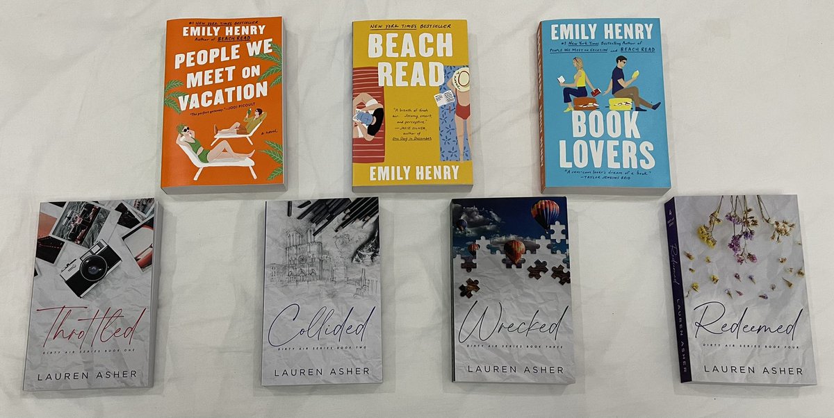 probblyreading's tweet photo. my biggest book haul yet ༺ ˎˊ- https://t.co/NURAg5wNgt