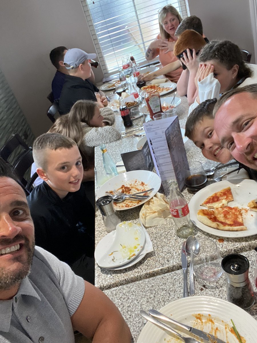 Last night of the residential. Out for a lovely Italian meals. Was like being out with the wife. Young James beside me was eating of my plate 😂😂 @RobertFare <a href="/FARE_Scotland/">FARE Scotland</a> @Jimmy_FARE