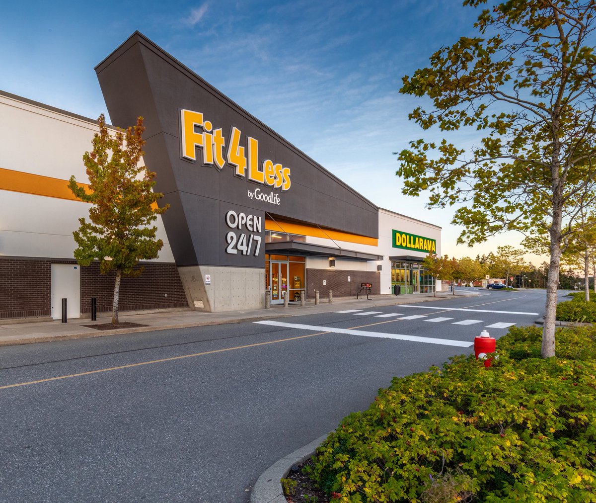 Grab your gym gear! <a href="/fit4less/">Fit4Less</a> is offering FREE workouts* for non-members today only! 💪🎉

Plus - non-members can also try out amazing black card benefits like the hydro massage beds 😍

*free workouts are available June 30th during staffed hours only from 7am-10pm.