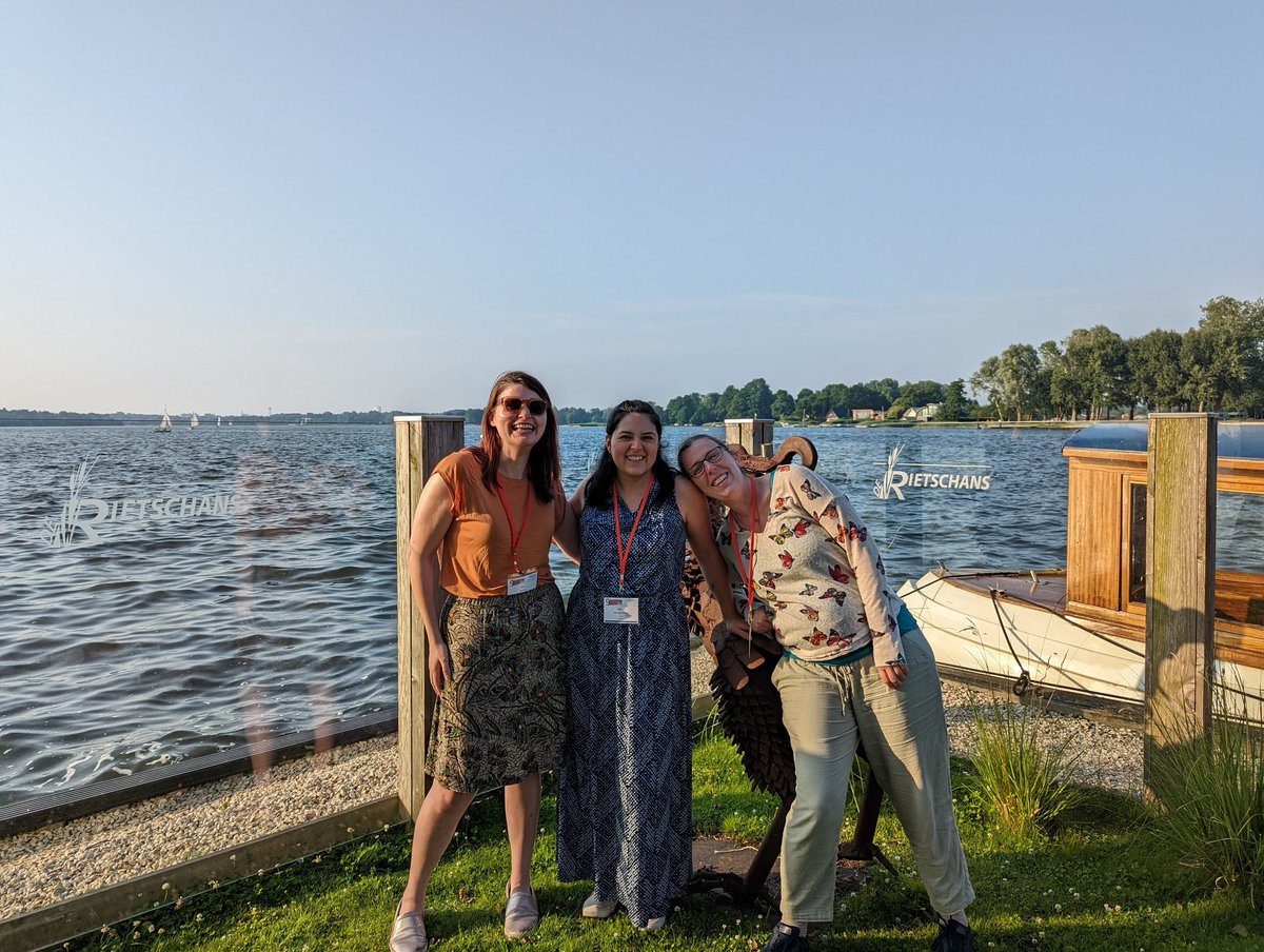 The #ECSA dream team at #LK9 . We've heard amazing talks, attended great workshops, listened to good music, met collaborators and now we get to enjoy the conference dinner!
#ConferenceSeason #networking
