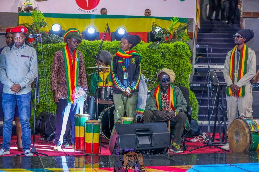 Hulius_'s tweet photo. Hii launch inakaa show ya Bunny Wailers. Lakini #WajackoyahThe5th must happen. https://t.co/YAtCHf4Oj9