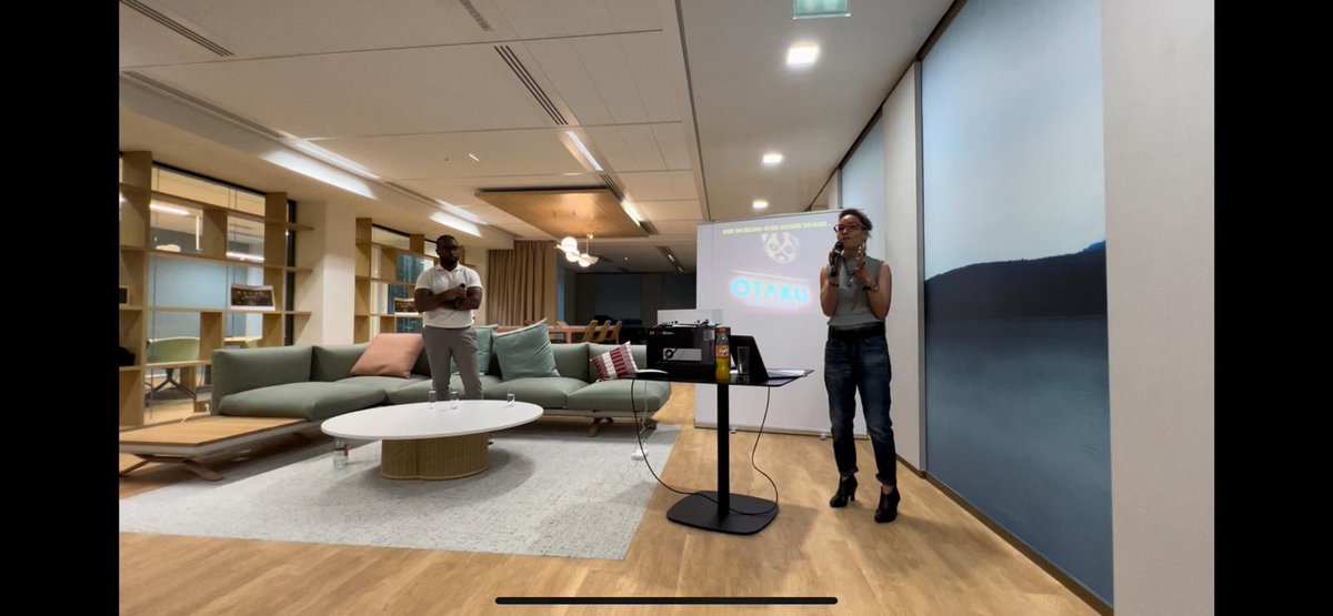 During <a href="/PyraTzLabs/">PyratzLabs</a>' monthly event, our CMO <a href="/Melissandre_m/">Melissandre Monatus</a> pitched about 
<a href="/TOKOUNATION/">Tokou</a> &amp; TOKOU FIGHT project, alongside 2 start-up.
The challenge was to pitch this in 3min chrono :) 
Challenge met!
And we've received very positive feedback!🚀

#BlockchainGaming #Web3 #PlayAndEarn