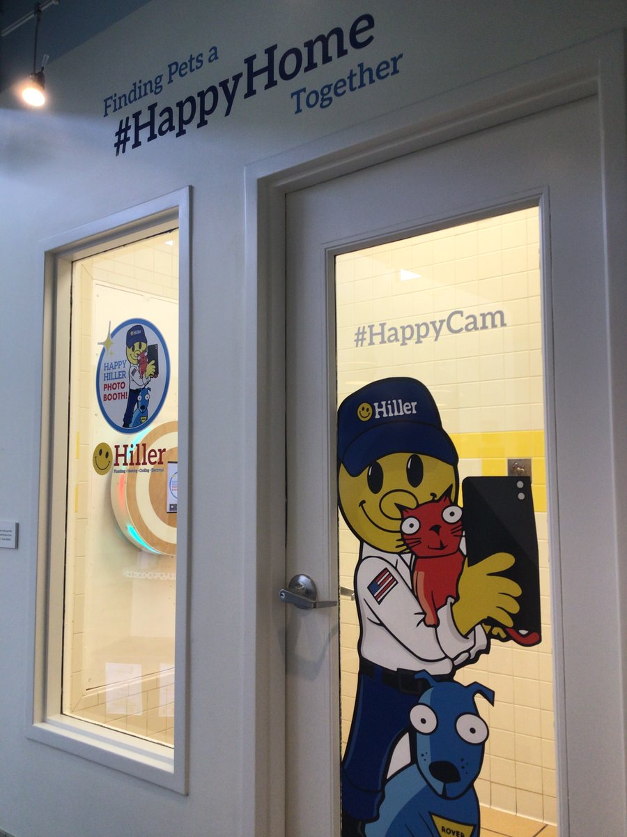 nashvillehumane's tweet photo. Who wants to ADOPT a BFF & then get a #HappyHome keepsake? THX to @HappyHiller #HappyCam you now may get a perfect memento on the most special day for free! Allow us to introduce you to our "Happy Hiller Photo Booth" located in our Front Lobby! https://t.co/MsxSlGxBAv
