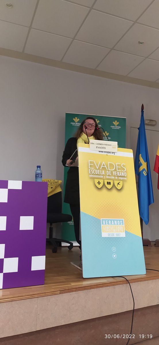 CParedes_FADE's tweet photo. Empieza evades!!!! Y este año celebran 25 años. Enhorabuena y gracias por contar con @FADE_COMUNICA https://t.co/NNyJuMoYH5