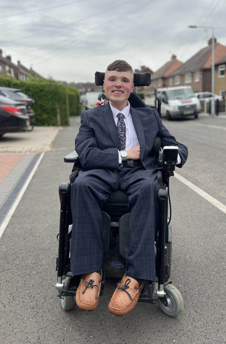 TBG_AFC's tweet photo. As if I my 16 year old is off to his school Prom tonight! He has been genuinely incredible this past two years or so to get through his exams as well as he has, complete inspiration. So so proud. Tonight is a good night https://t.co/7ztBYNJ5zE