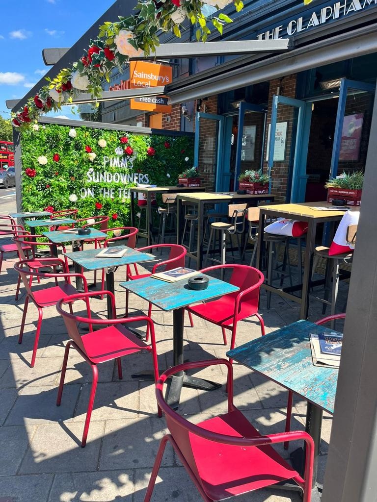 Crafty cold one? Cocktails with the girls? Dinner Al Fresco with your Tinder date? ⁠
⁠
However you want to see out the summer- do it at our glorious outdoor terrace! 😎