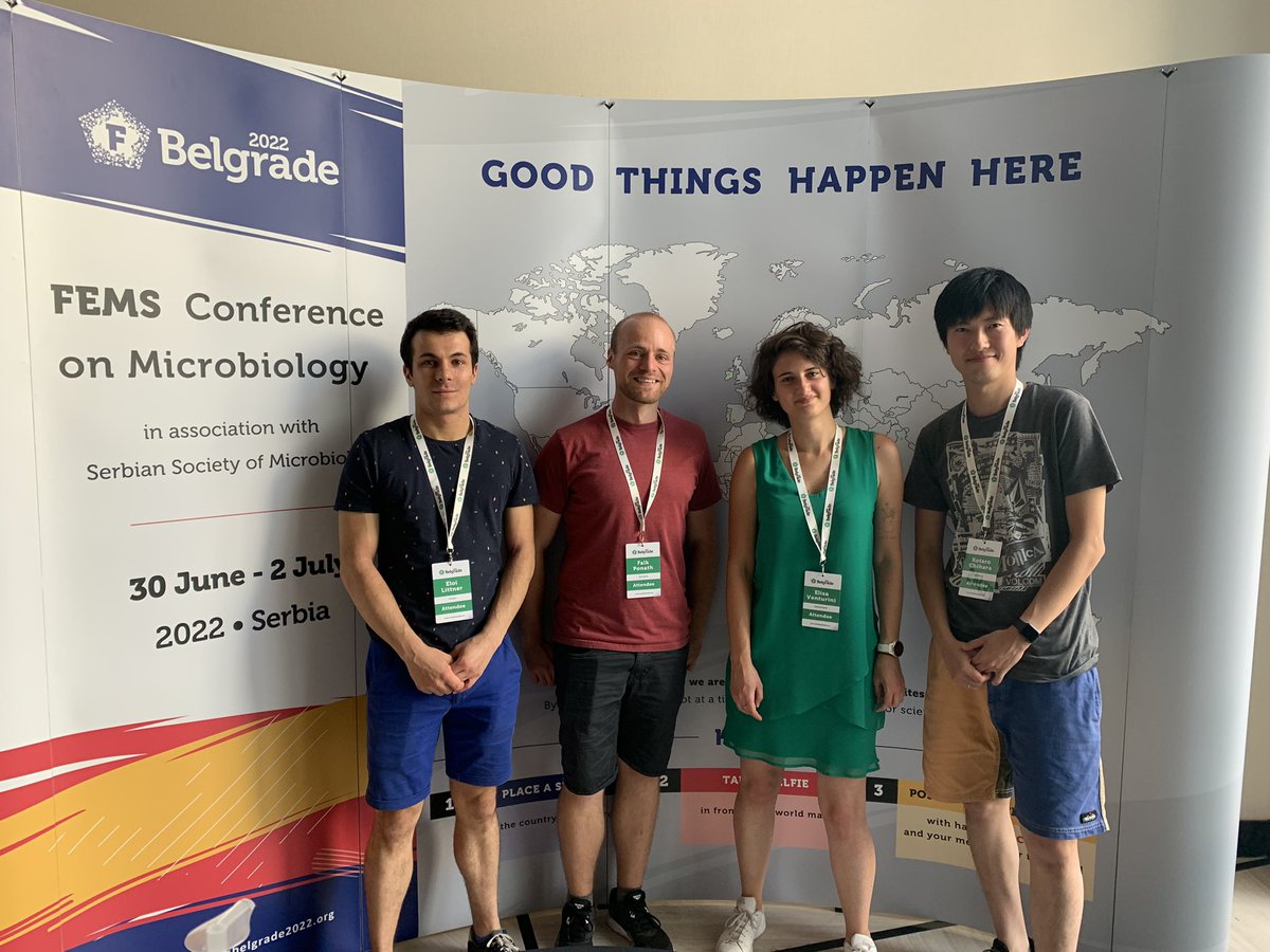 One of the best parts of science is meeting “old” friends!! …looking forward to the future Vogel lab reunions 😎 
@ponathf <a href="/EloiLittner/">Eloi Littner</a> <a href="/Ko_chihara/">Kotaro Chihara</a> <a href="/DuricaMitic/">Svetlana Durica-Mitic</a> #FCOM22
