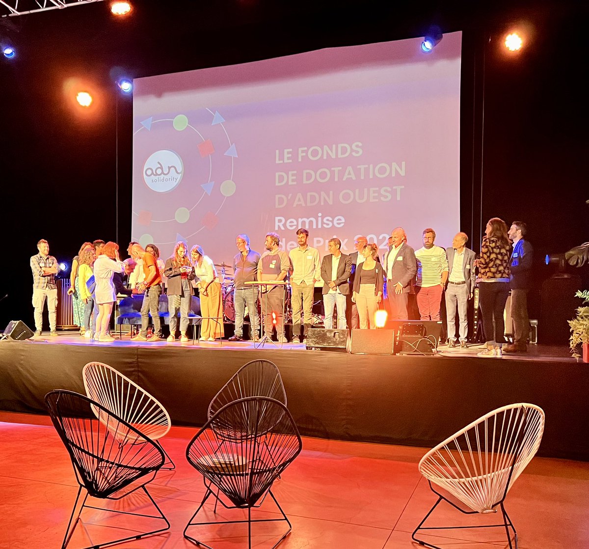 lgorithme's tweet image. Clôture de la journée avec l’AG et la remise des prix du fonds de dotation
Un festival sous le signe du lien, du partage entre adhérents et de l’#enjoy 

#ADNFest2022