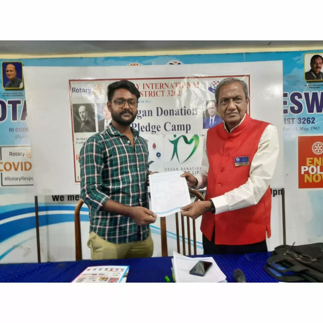 rotaract3262's tweet photo. The purpose of life is not to be happy - but to matter, to be productive, to be useful, to have it make some difference that you have lived at all.

With this thought 4 Rotaractors from Utkal pledged for Organ donation in the recently concluded organ donation pledge camp. https://t.co/vX6TVe6JxW
