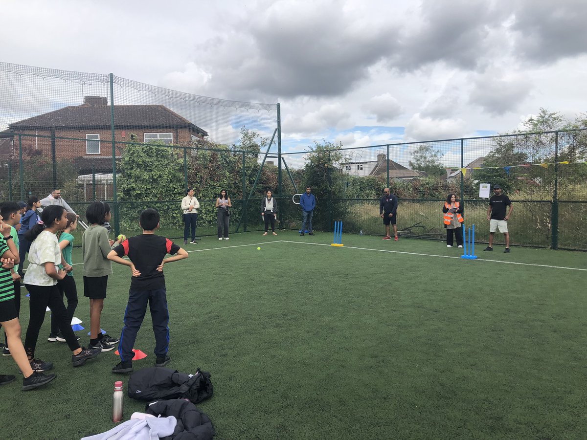KAPSHHarrow's tweet photo. Years 5 and 6 enjoyed their first sports day in a while! The children enjoyed all the events and got rather competitive. The parents even got involved! #sportsday #parentrace #competitive https://t.co/SeGJgvVIAu