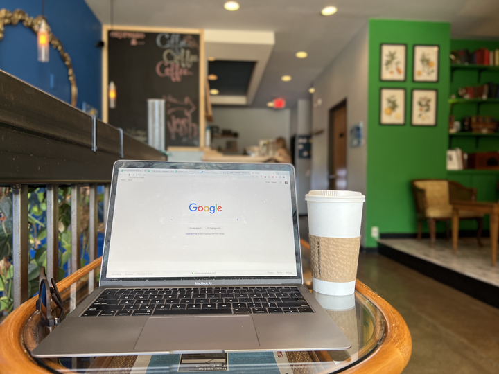 makemymoveusa's tweet photo. From 🐶 to ☕, we're loving these National #WorkFromHomeDay shots! 

Make sure to submit yours using #MakeMyMove! https://t.co/aEMWWUYMJ7
