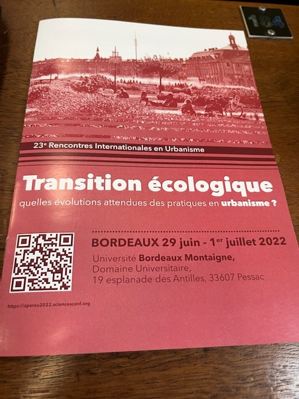 P_Deboudt's tweet photo. Communication présentée avec Caroline Rufin-Soler @ULCO_Univ aux 23èmes rencontres internationales en urbanisme de @Aperau_Internat à @UBMontaigne sur le projet #cosaco @Fondationfrance @univ_lille @LaboTVES https://t.co/CRRuZAoM8Y https://t.co/w6WaOjuLL7