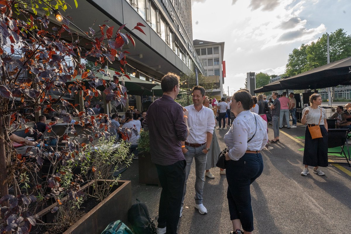 Yesterday the Westhive Summer Party, presented by AMAG lab, bob &amp; Westhive - took place. Good drink, weather and food accompanied the evening. Thank you all for coming!🎉  #coworkingspace    westhive.com/en/