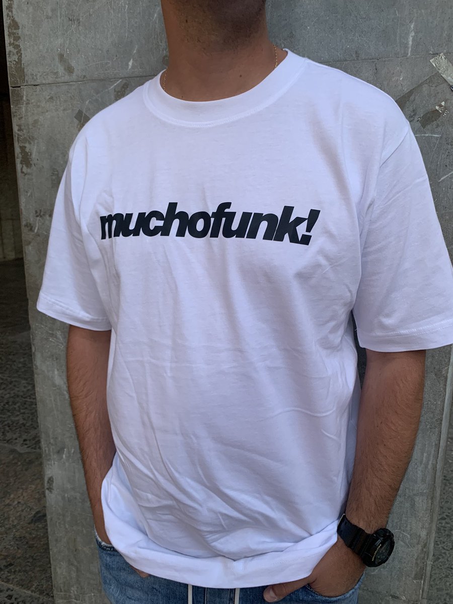 djbeeofficial's tweet photo. Jueves de ….. #muchofunk ❤️🔥
.
Nuestras camisetas disponibles en https://t.co/FSsWaB61Db https://t.co/DqpKZq9AiE