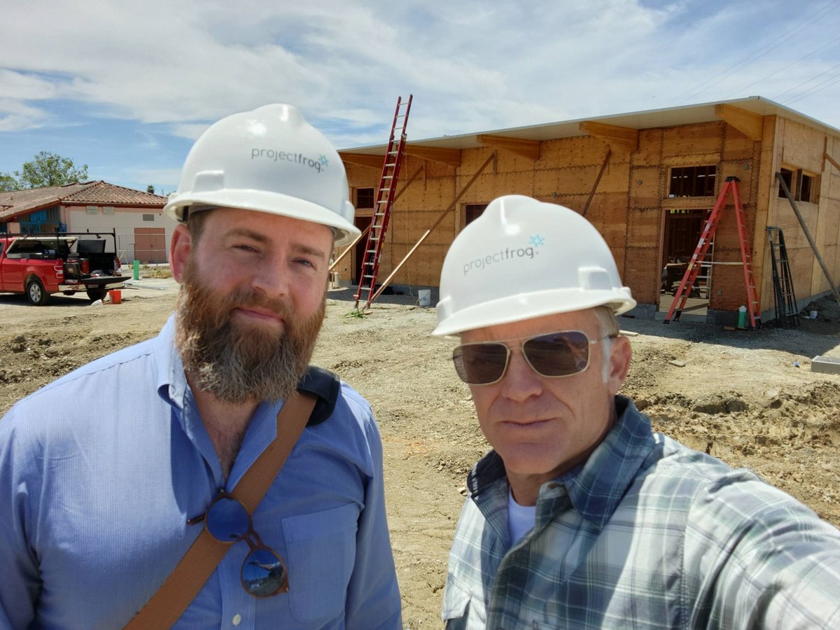 ProjectFrog's tweet image. Matthew Comber SE, PE, and CEO Drew Buechley snapping a selfie at the construction site of the Starlight educational facility! 😎
#NewBuild #school #Construction