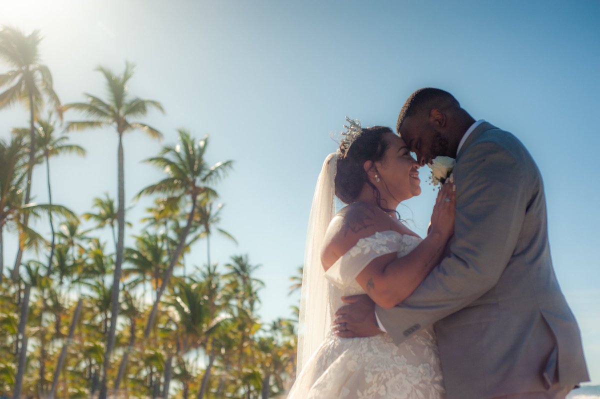 Briajc's tweet photo. We love a Happily Ever After 🤍 https://t.co/nA6TD45PE1