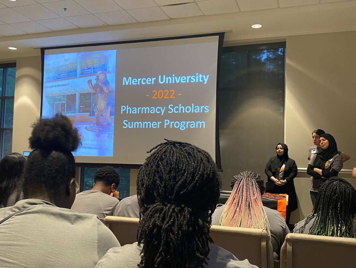 Profmommylawyer's tweet photo. So excited to announce my oldest was selected as 2022 Pharmacy Scholar. I spent yesterday learning about college admissions, SAT, pre-med requirements, etc. and watching her shine in her element. #jryearloading #premed #Mercer https://t.co/9bYrI37Z1g