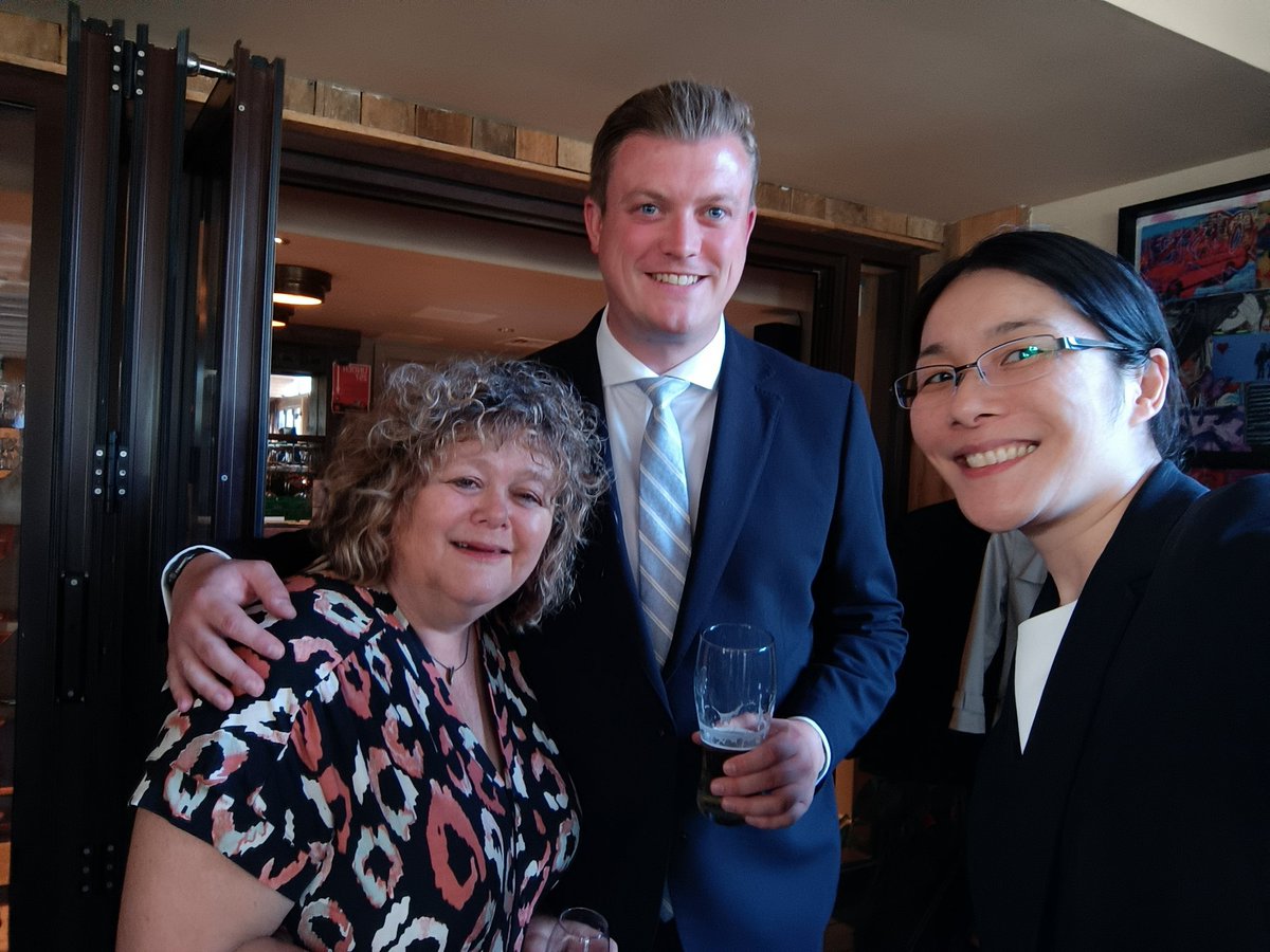 42BR_Barristers's tweet photo. Just some of the pics from tonight's party!

@sglaisteryoung
@RachelChan42br
@CMacThatch

#42BRBrightonParty
#42BRFamilyGroup https://t.co/GbARHvpZdU