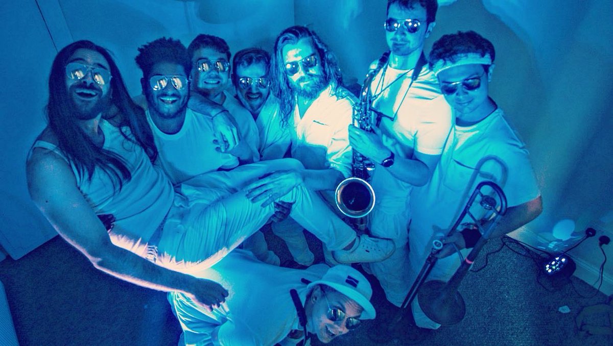 We just shot a rad music video for our upcoming single, “2008”. It is very high art indeed. 

The song is out a week on Friday, 08/06/22
Please presave it with LINK IN BIO. It really does help! 

Excited about this one! 🤟