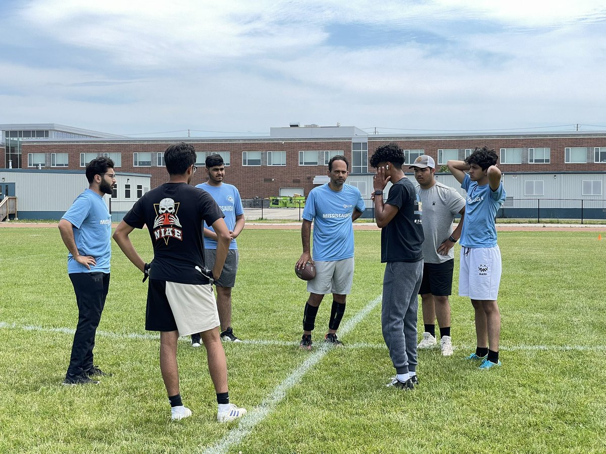 Flag Football competition as part of the 𝗔𝗵𝗺𝗮𝗱𝗶𝘆𝘆𝗮 𝗜𝗻𝘁𝗲𝗿𝗻𝗮𝘁𝗶𝗼𝗻𝗮𝗹 𝗚𝗮𝗺𝗲𝘀 is being held at Tommy Douglas Park, Woodbridge, ON.

AMYA Mississauga is prepping to take on <a href="/AMYA_Vaughan/">Muslim Youth Vaughan</a> in the semi-finals. 

#AhmadiyyaGames #FlagFootball